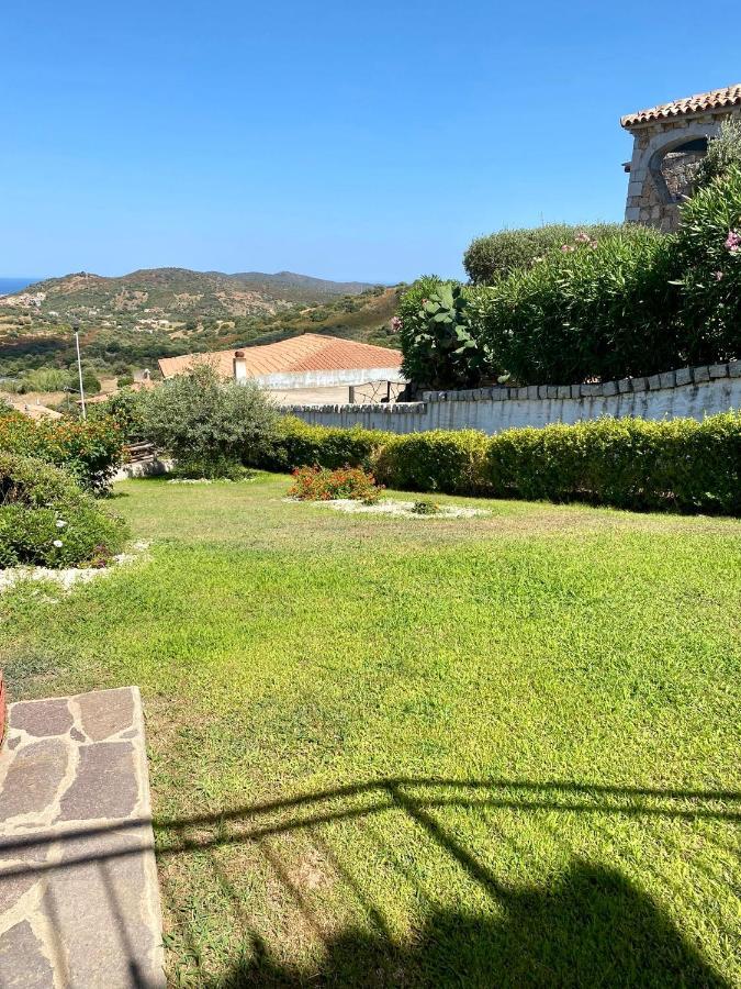 Residenza Il Melograno Villa Budoni Esterno foto