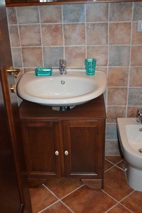 Residenza Il Melograno Villa Budoni Esterno foto