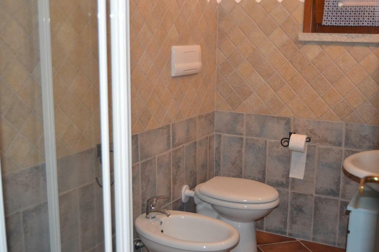 Residenza Il Melograno Villa Budoni Esterno foto