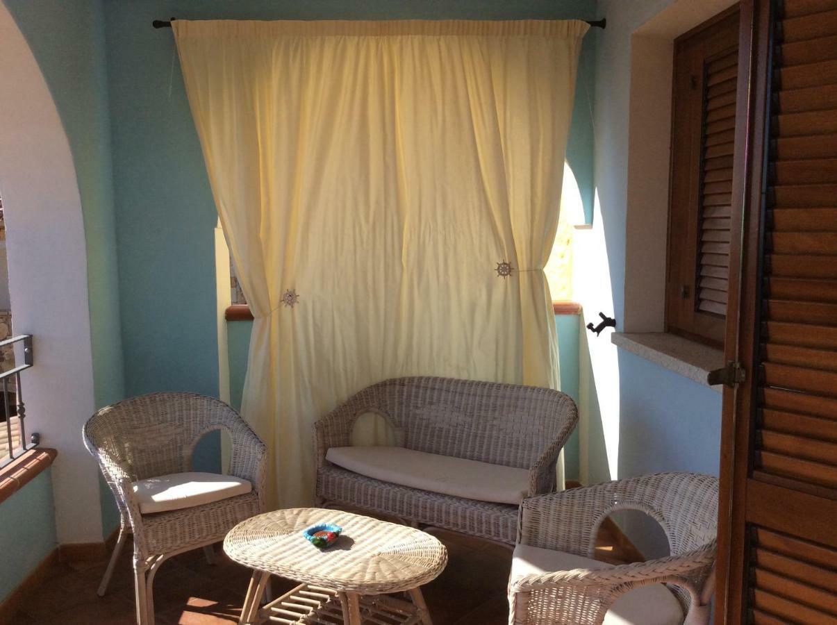 Residenza Il Melograno Villa Budoni Esterno foto